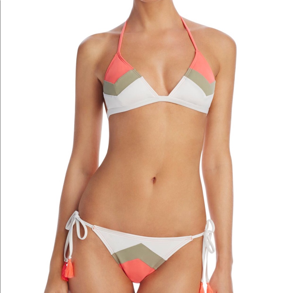 Vince Camuto Bikini size S - worn once to try on.